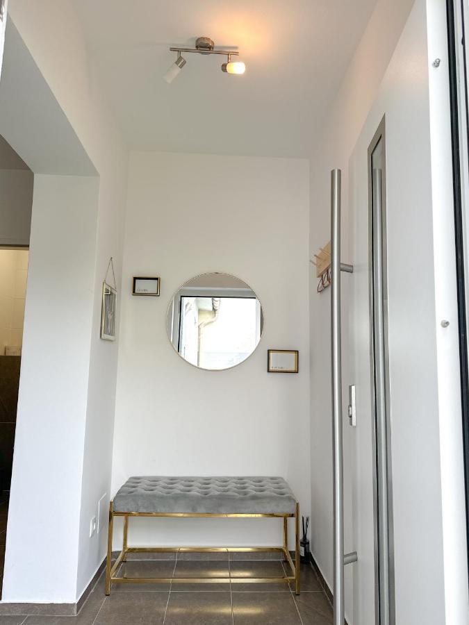 브루크 안 데어 라이타 Modernes Haus Naehe Parndorf 아파트 외부 사진